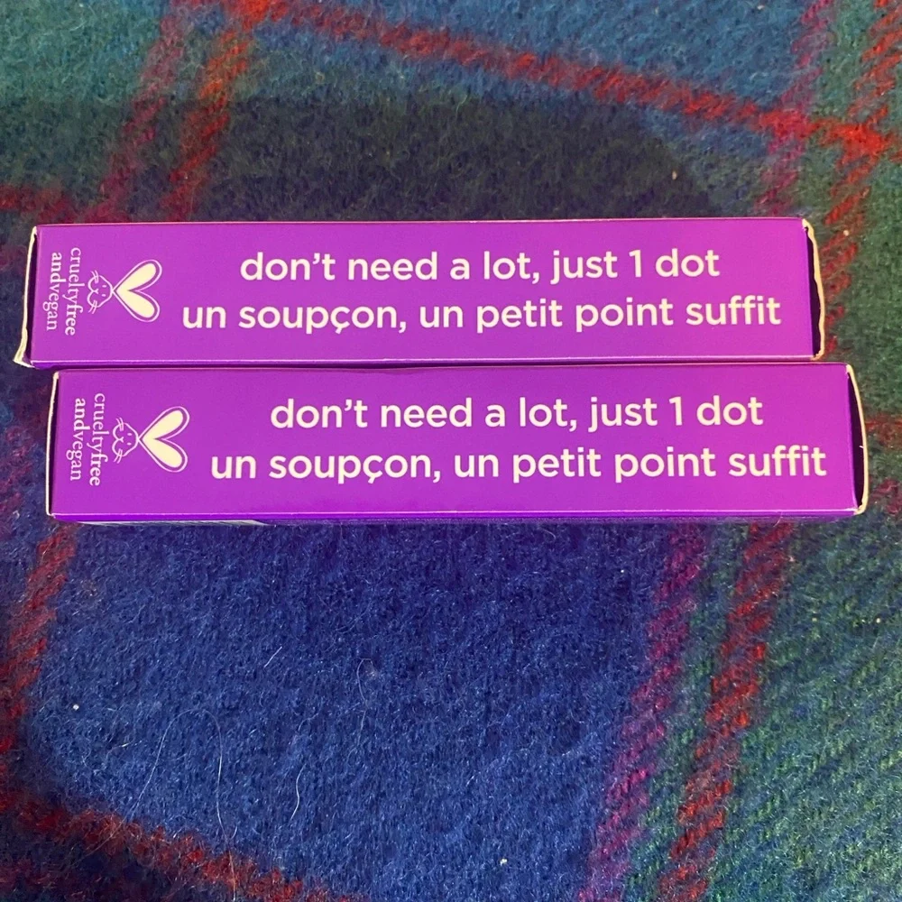 2 Tarte Creaseless Concealer 56N Rich